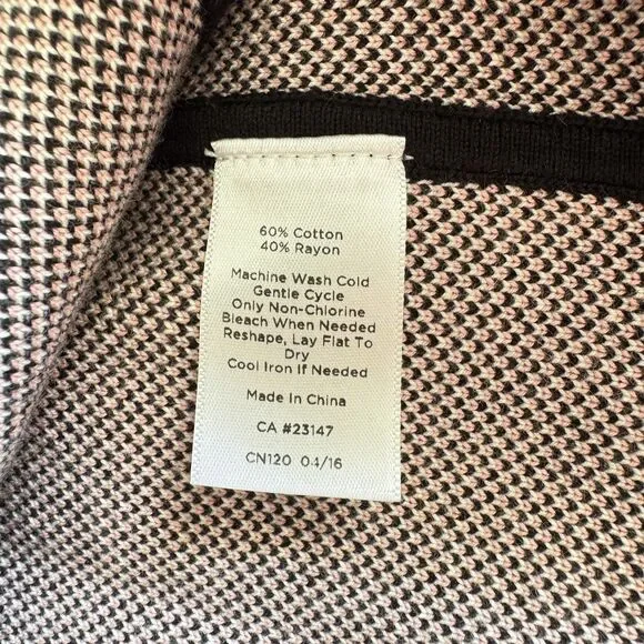 Talbots Size MEDIUM Pink White Herringbone Long Snap Button Cardigan - Picture 8 of 8